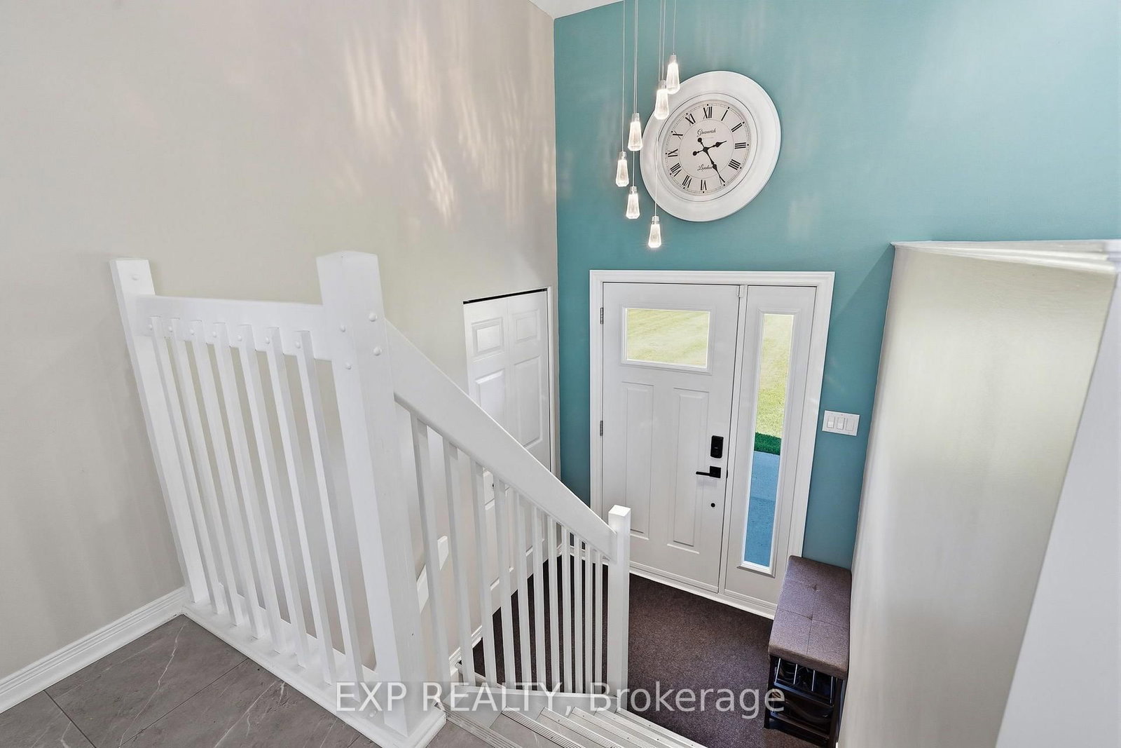 120 St Thomas Road • Russell, ON photo 4