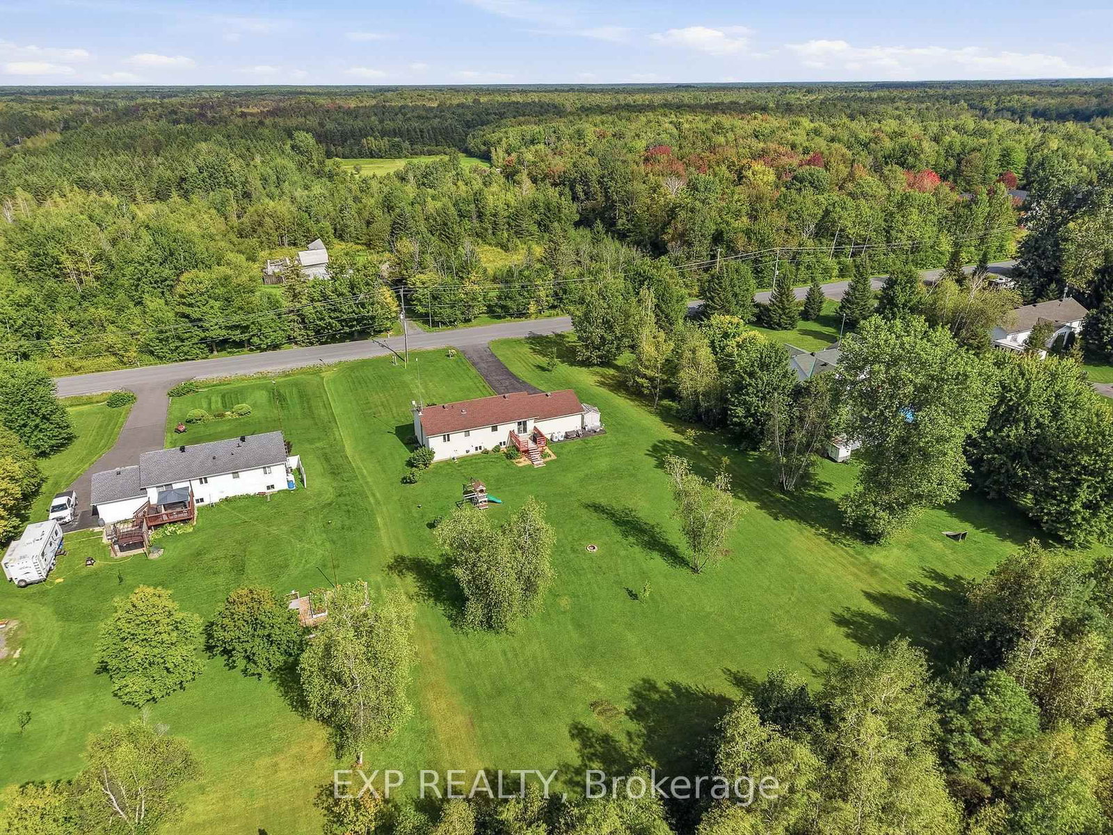 120 St Thomas Road • Russell, ON photo 40