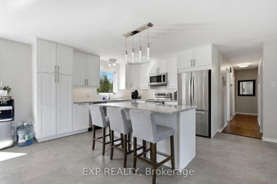 120 St Thomas Road • Russell, ON photo 9