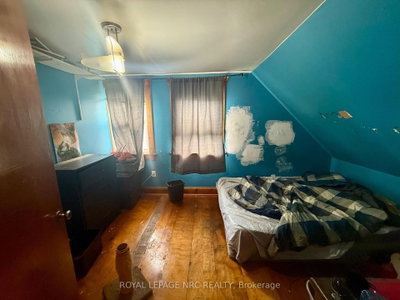 735 Main Street W • Port Colborne, ON photo 8