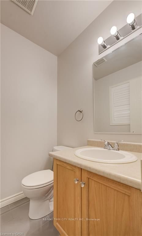508 VERONICA Drive • Kitchener, ON photo 10