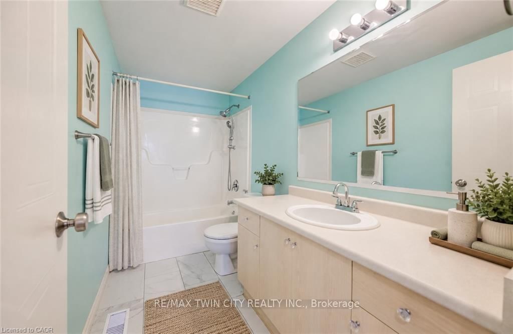 508 VERONICA Drive • Kitchener, ON photo 22