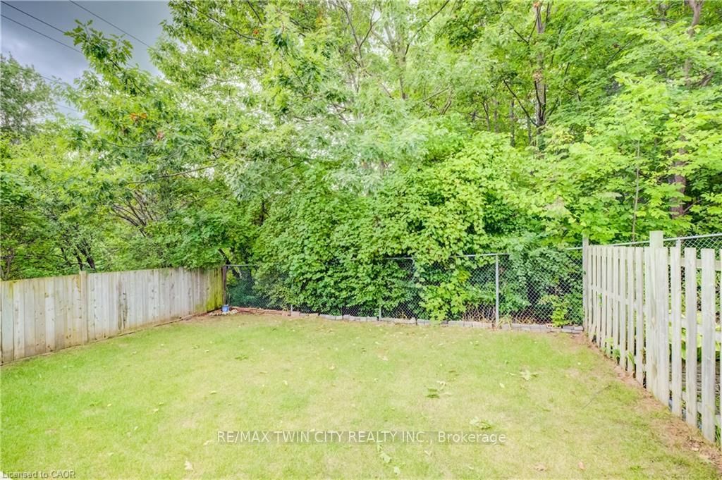508 VERONICA Drive • Kitchener, ON photo 31