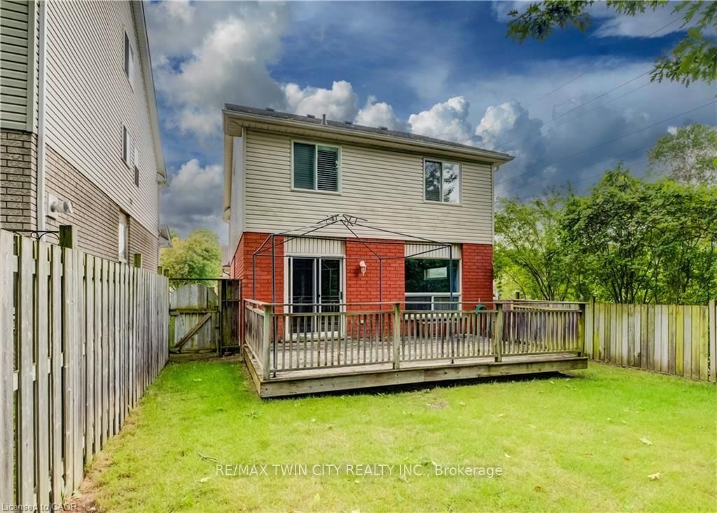 508 VERONICA Drive • Kitchener, ON photo 34