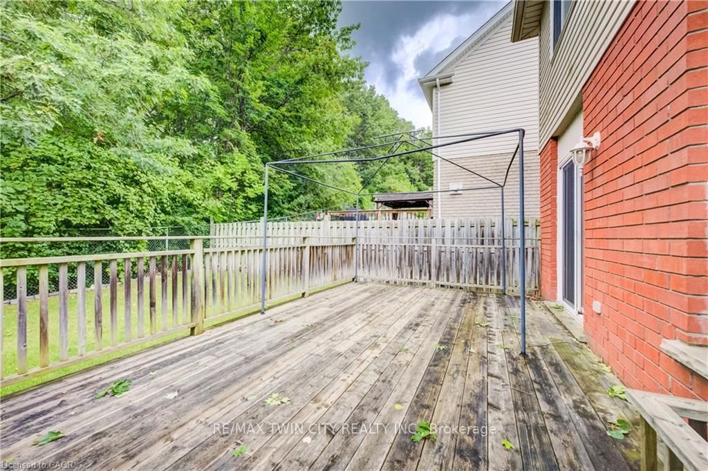 508 VERONICA Drive • Kitchener, ON photo 35