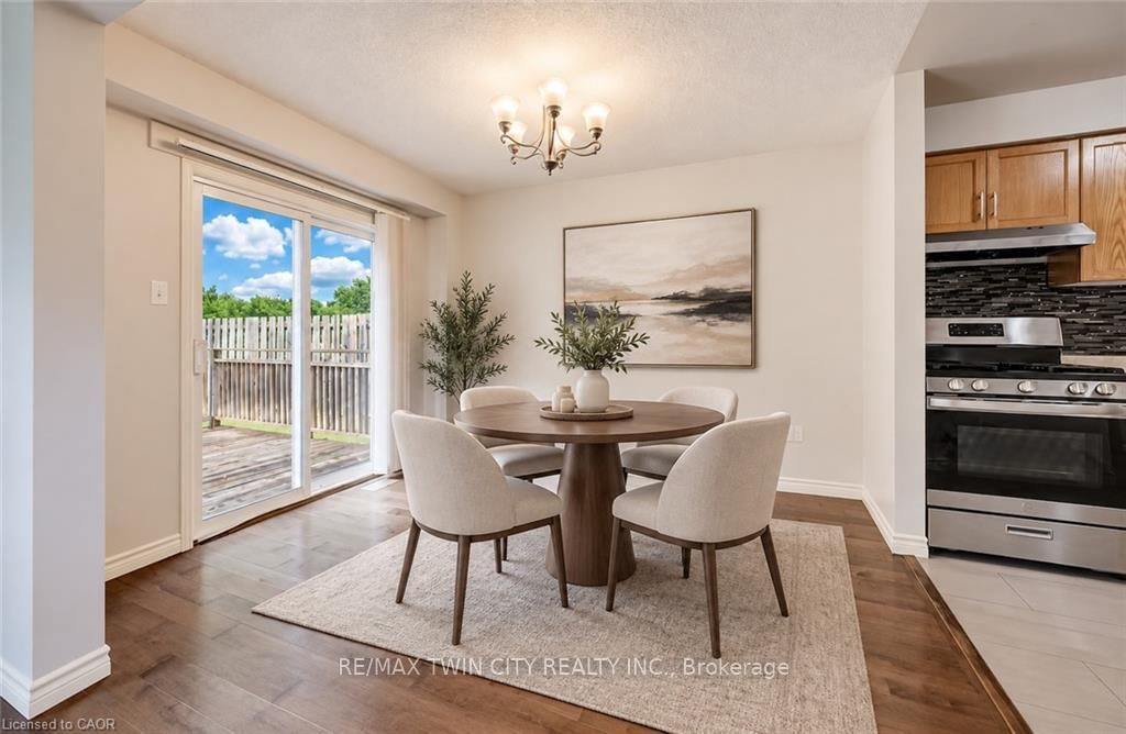 508 VERONICA Drive • Kitchener, ON photo 6