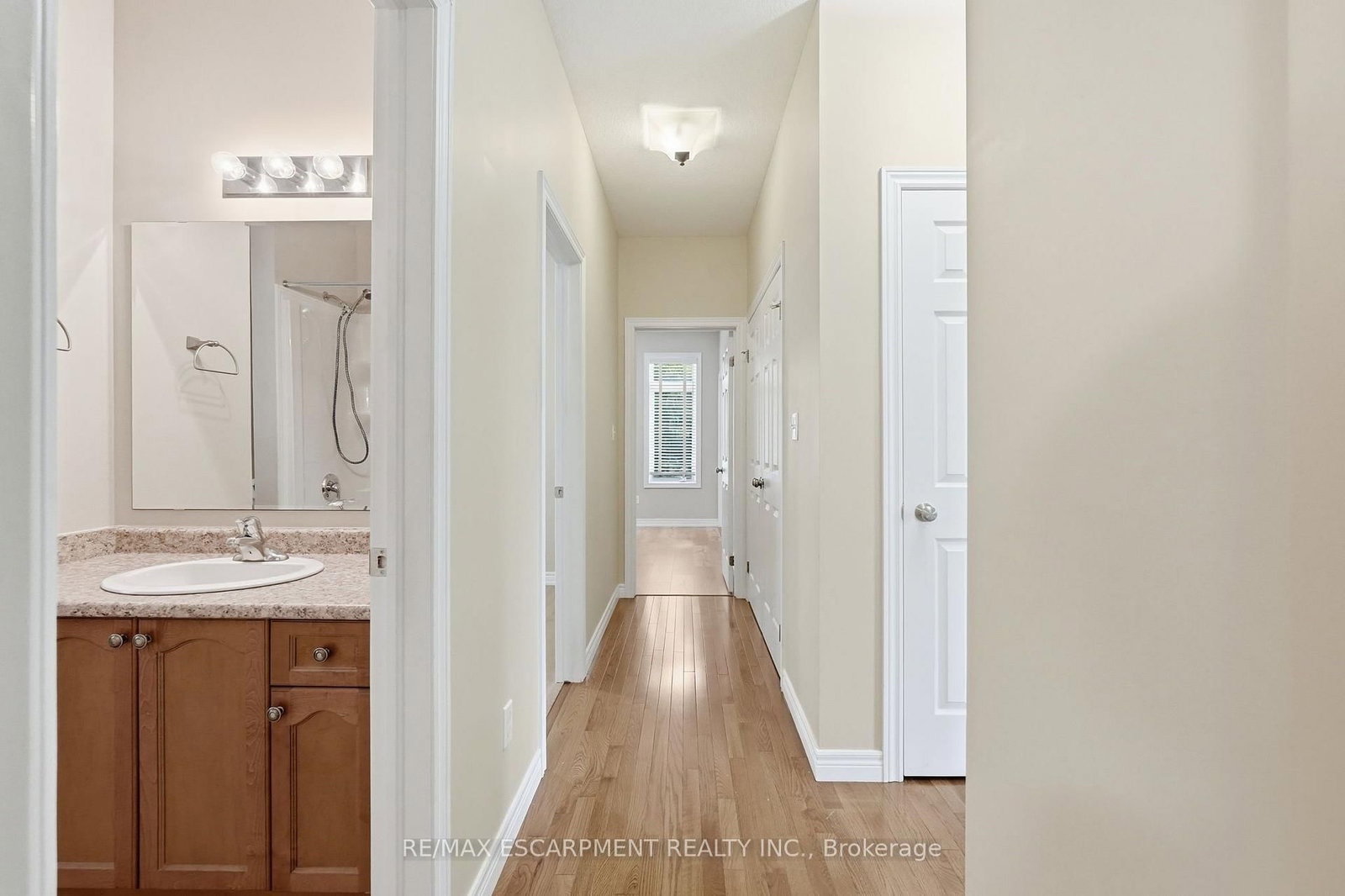33 Norma Crescent • Guelph, ON photo 16