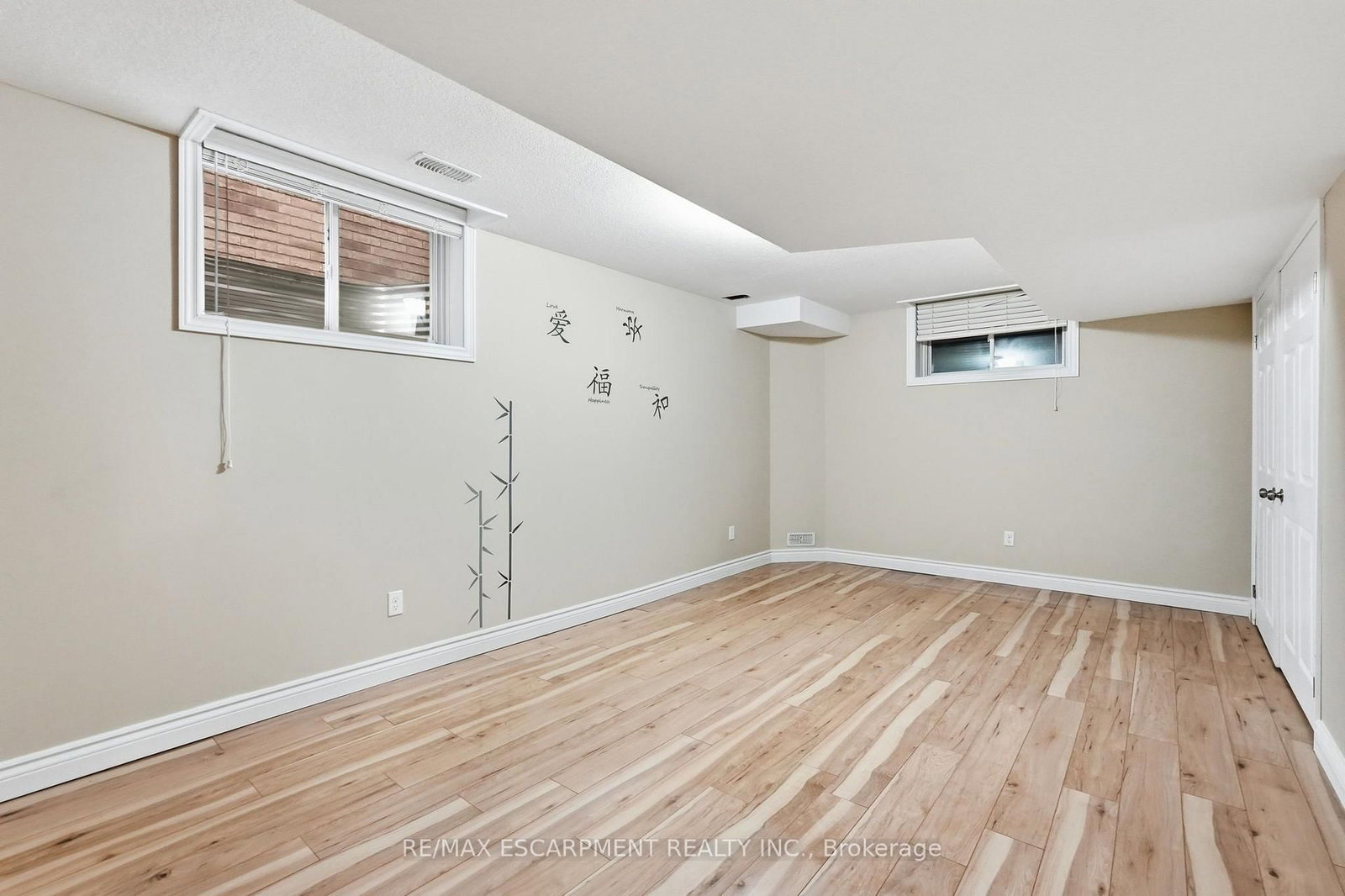 33 Norma Crescent • Guelph, ON photo 37