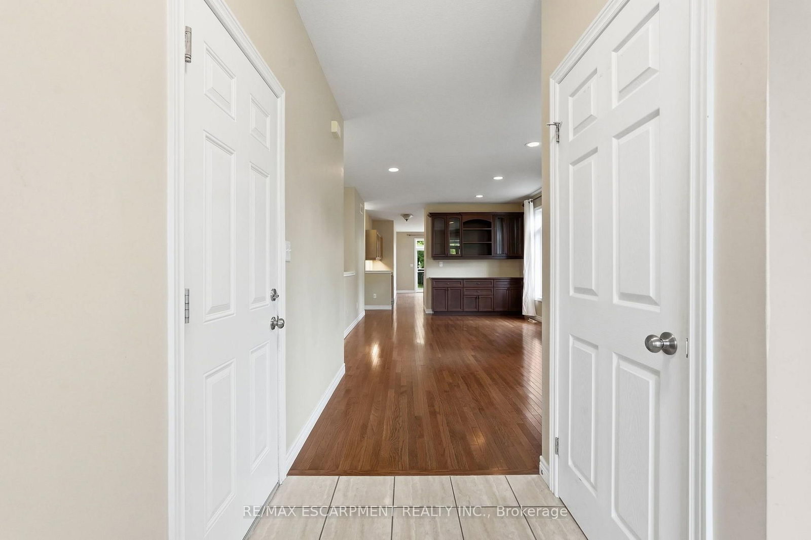 33 Norma Crescent • Guelph, ON photo 5