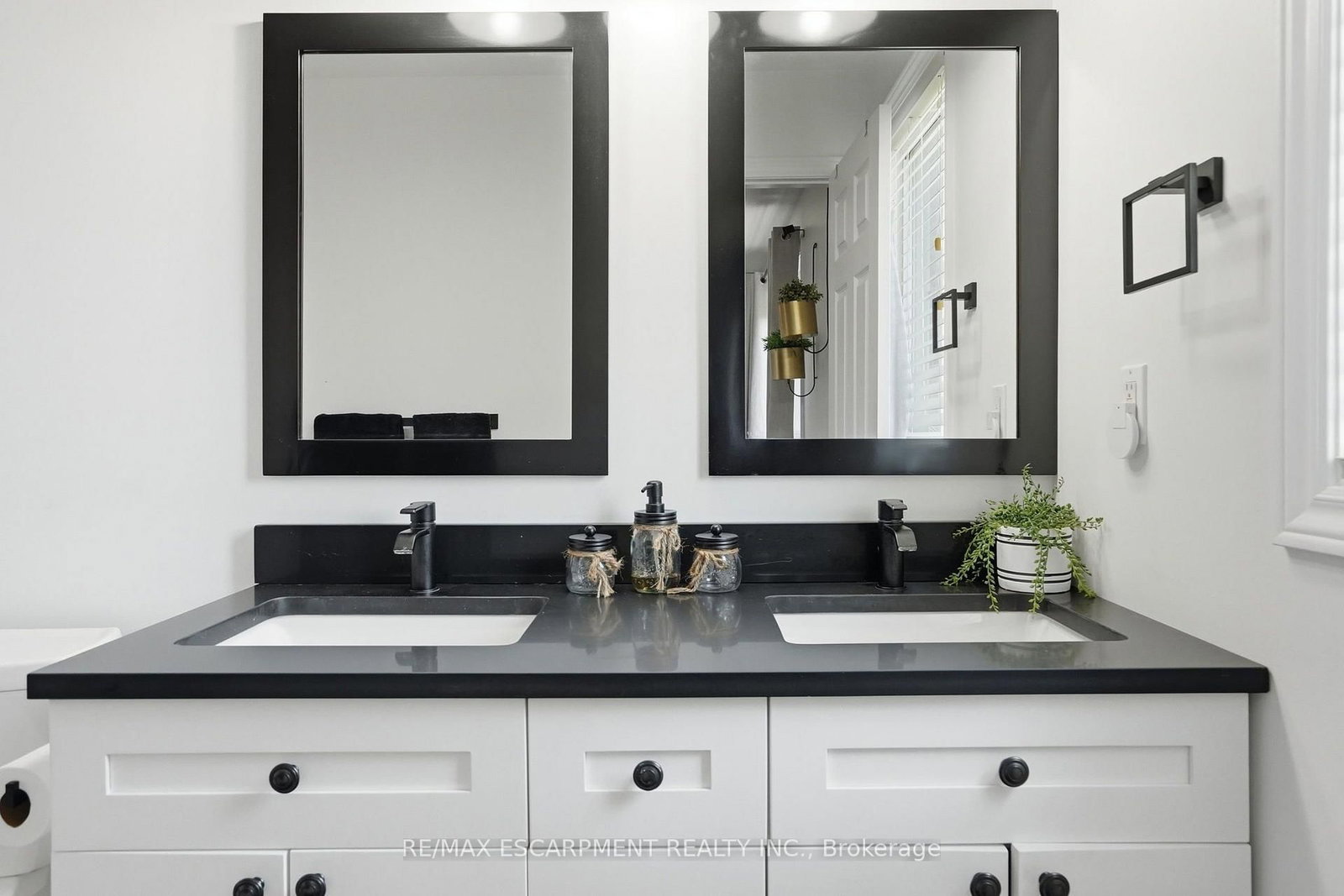 39 PANABAKER Drive • #12 • Hamilton, ON photo 21