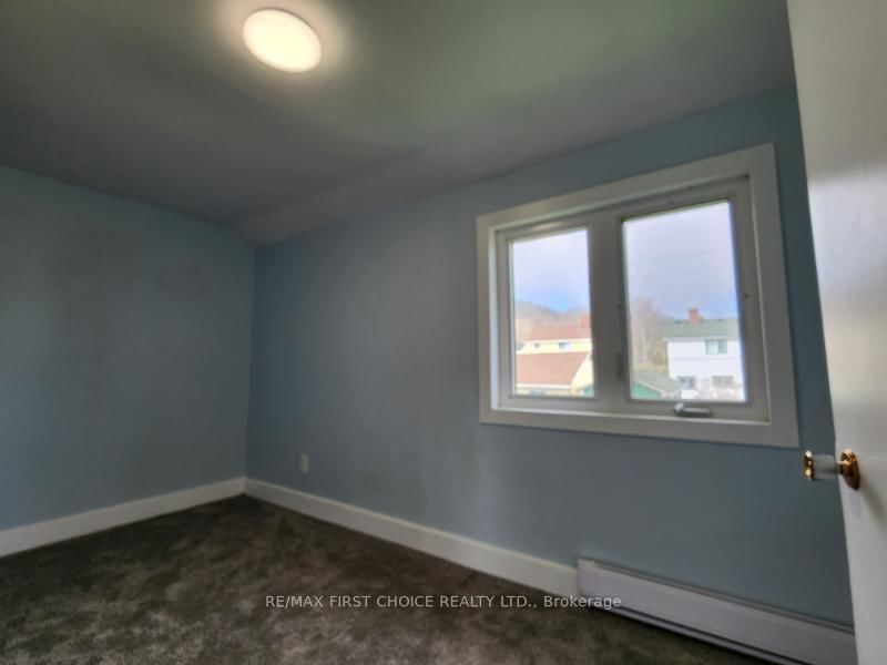 5 Crutchfield Avenue • Red Rock, ON photo 10