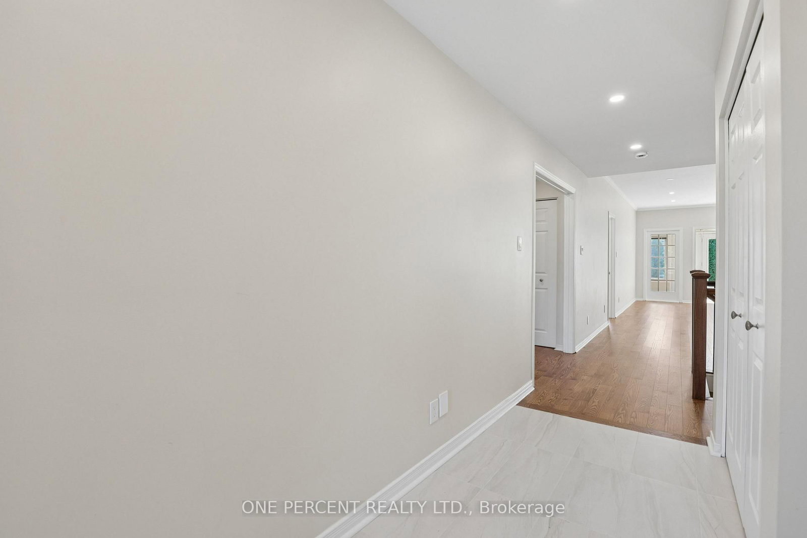 17 Pine Needles Court • Ottawa, ON photo 6