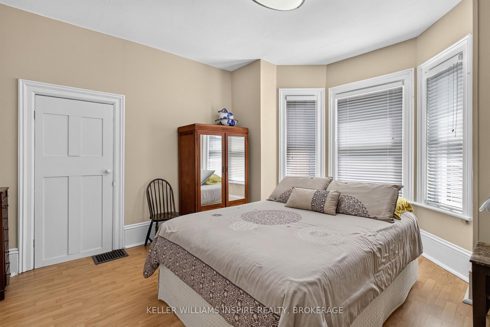 244 George Street • Belleville, ON photo 33