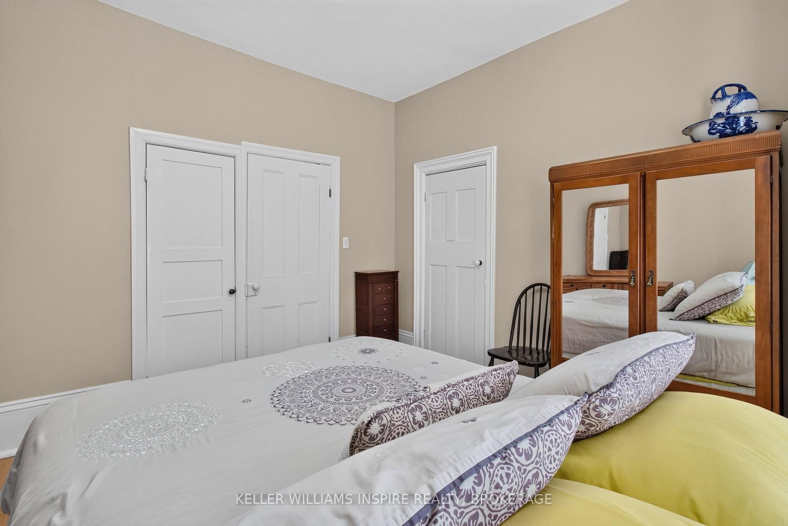 244 George Street • Belleville, ON photo 34
