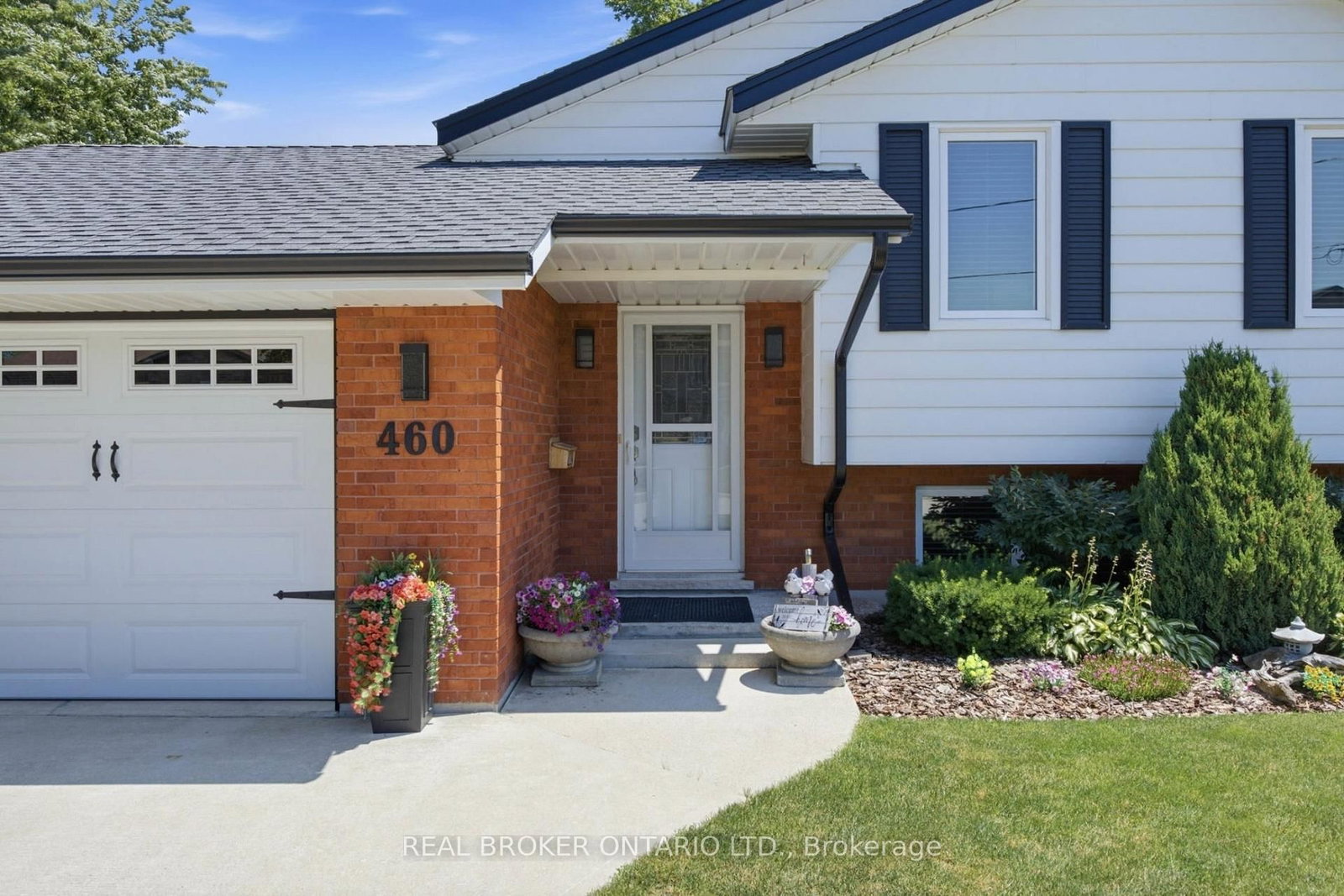 460 Wellington Avenue S • North Perth, ON photo 9