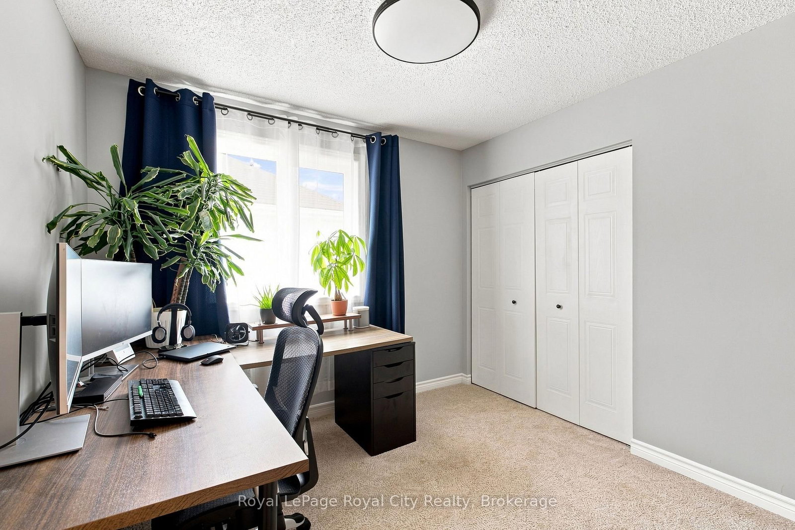 399 STARWOOD Drive • Guelph, ON photo 18