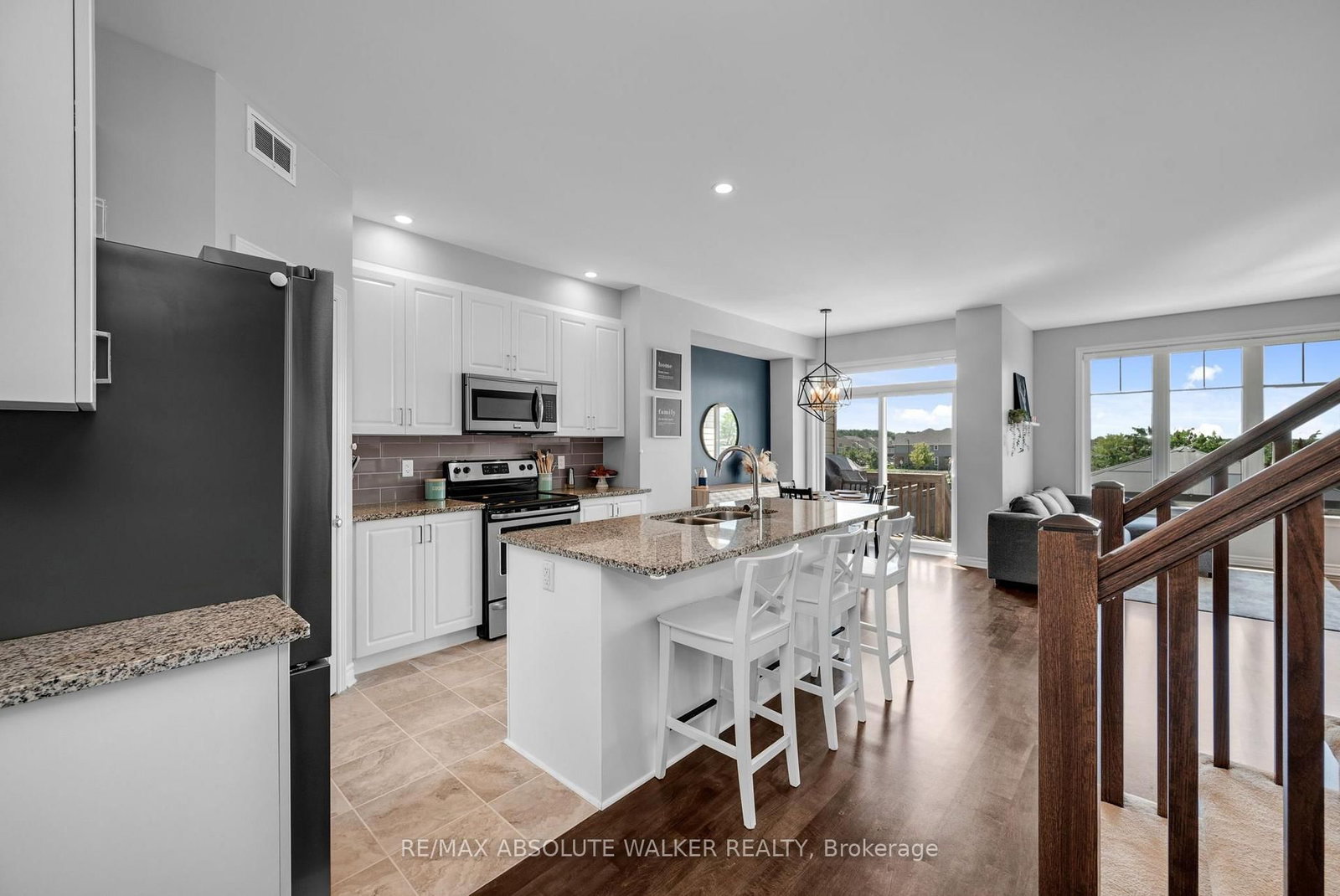 699 Cartographe Street • Ottawa, ON photo 6