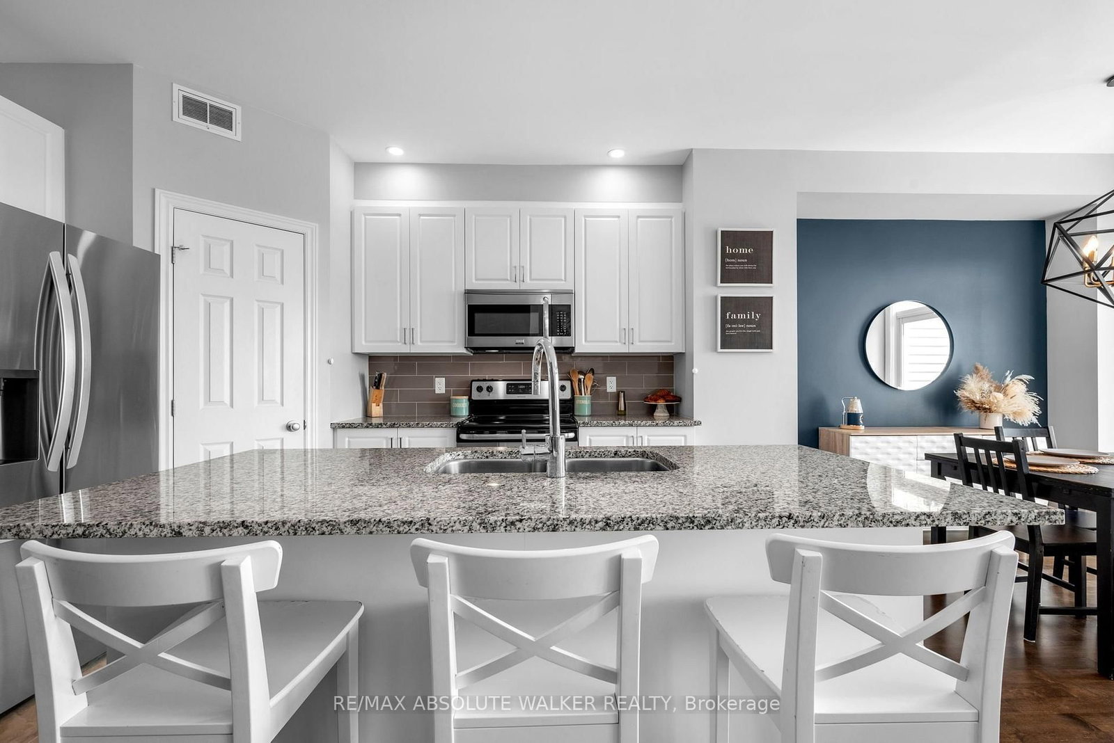 699 Cartographe Street • Ottawa, ON photo 8