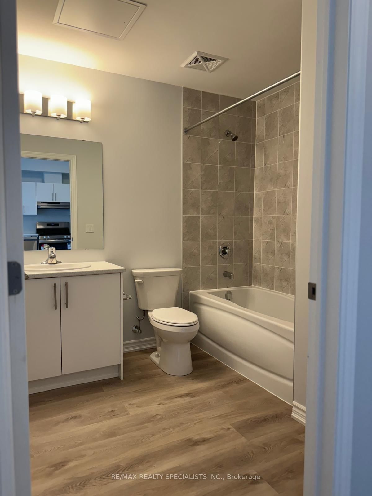 397 Codds Road • #203 • Ottawa, ON photo 6