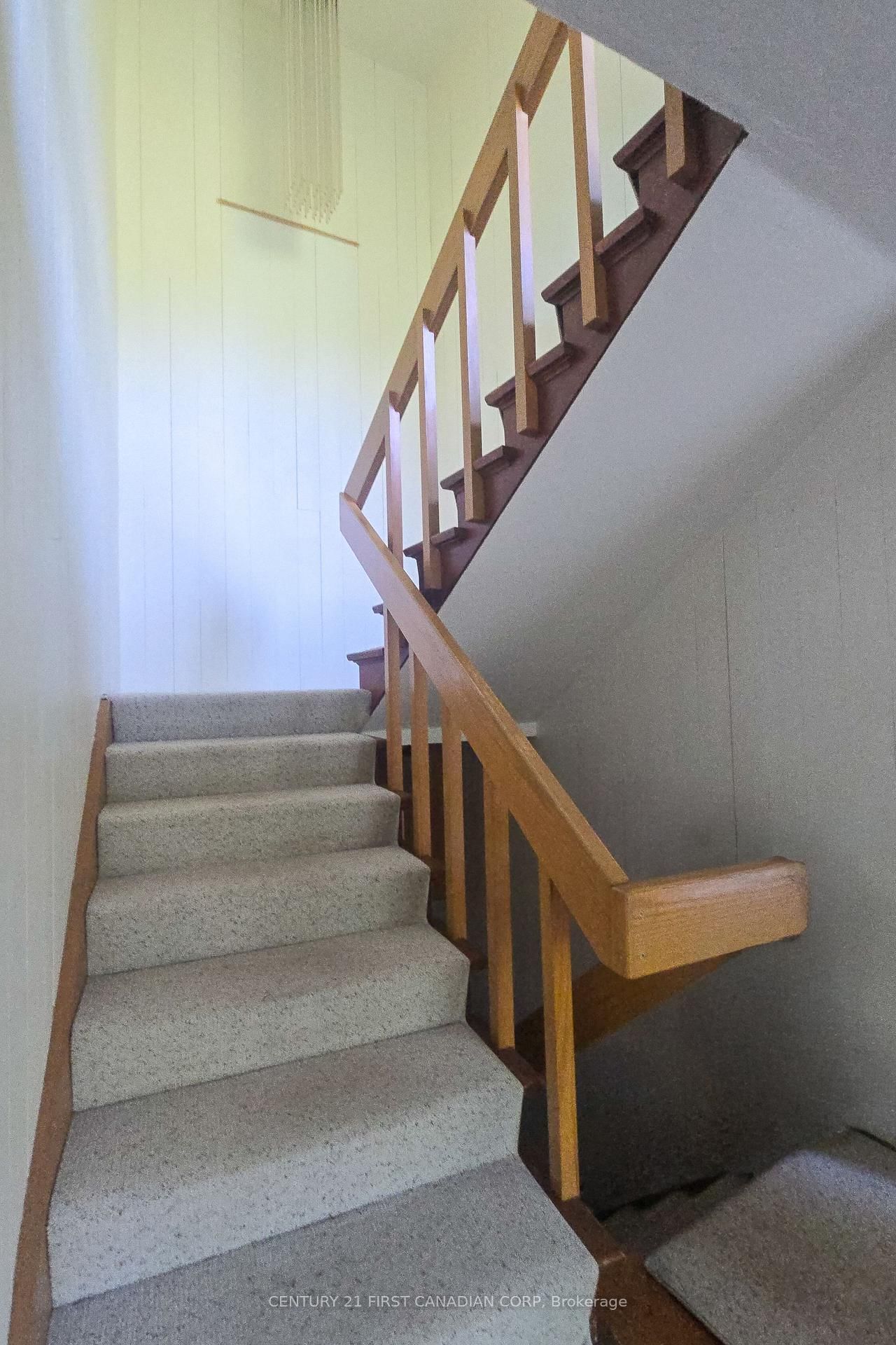 2546 Westdel Bourne • London South, ON photo 21