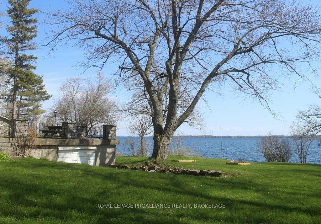 4690 Bath Road • Bath, ON photo 10