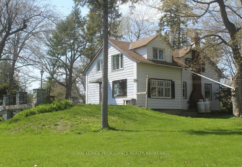 4690 Bath Road • Bath, ON photo 4