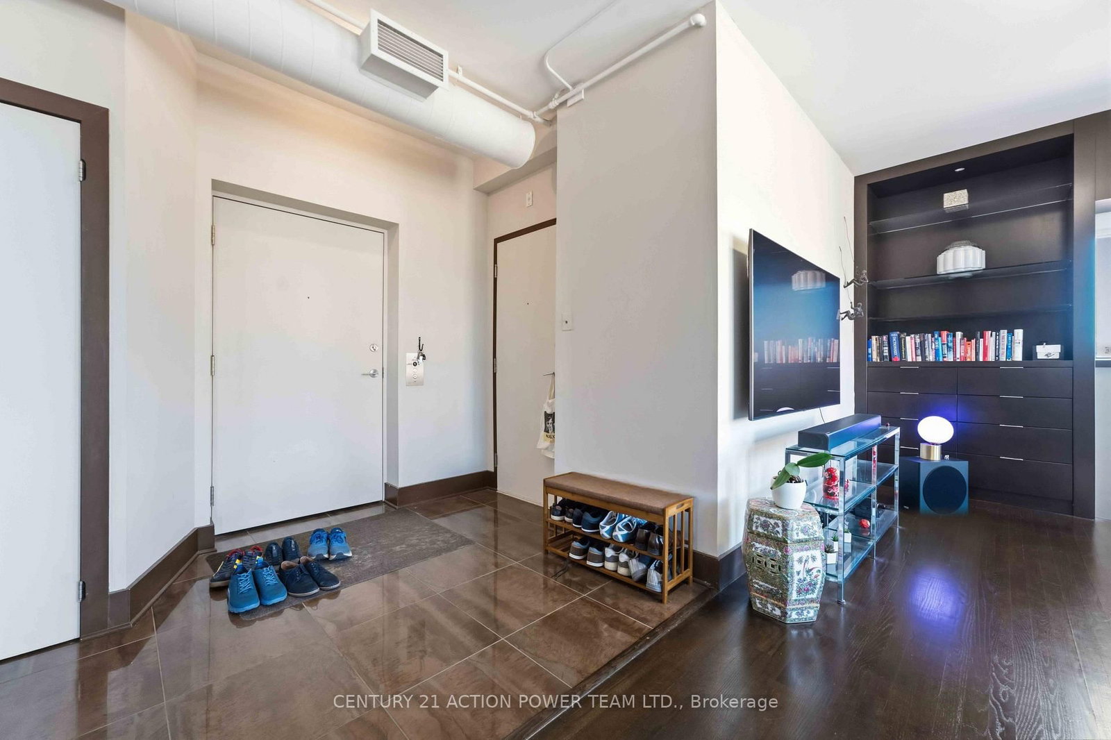 144 CLARENCE Street • #6A • Ottawa, ON photo 6