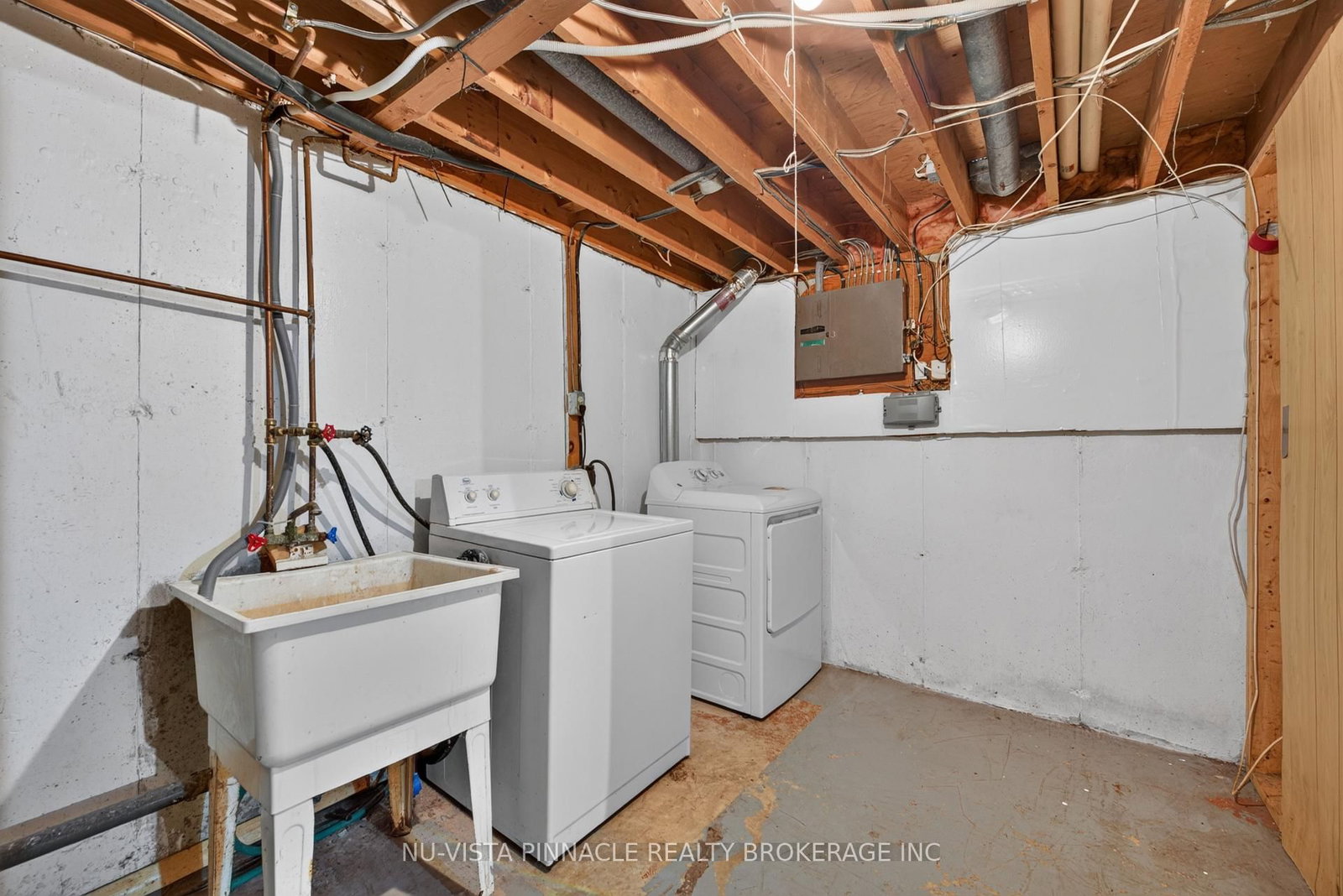 69 Conway Drive • London South, ON photo 27