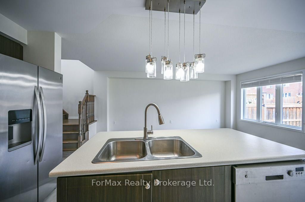 113 English Lane • Brantford, ON photo 14
