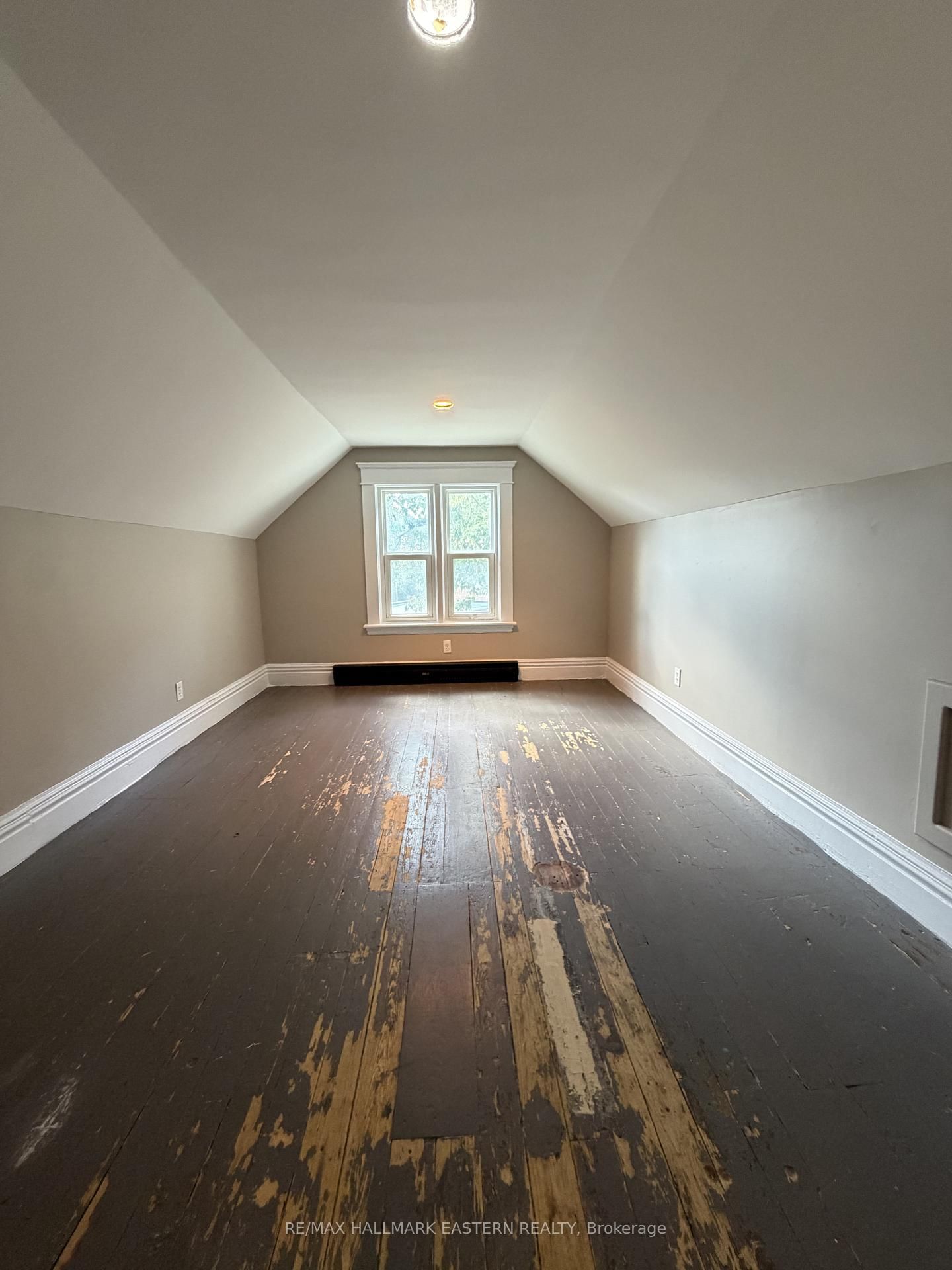 242 Dublin Street • Peterborough, ON photo 10
