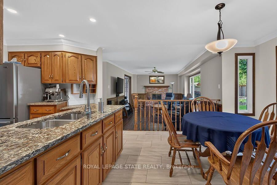 109 Maple Drive • Hamilton, ON photo 11