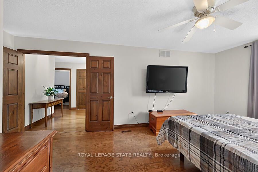 109 Maple Drive • Hamilton, ON photo 19