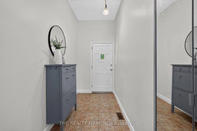 820.5 Maitland Street • London East, ON photo 3