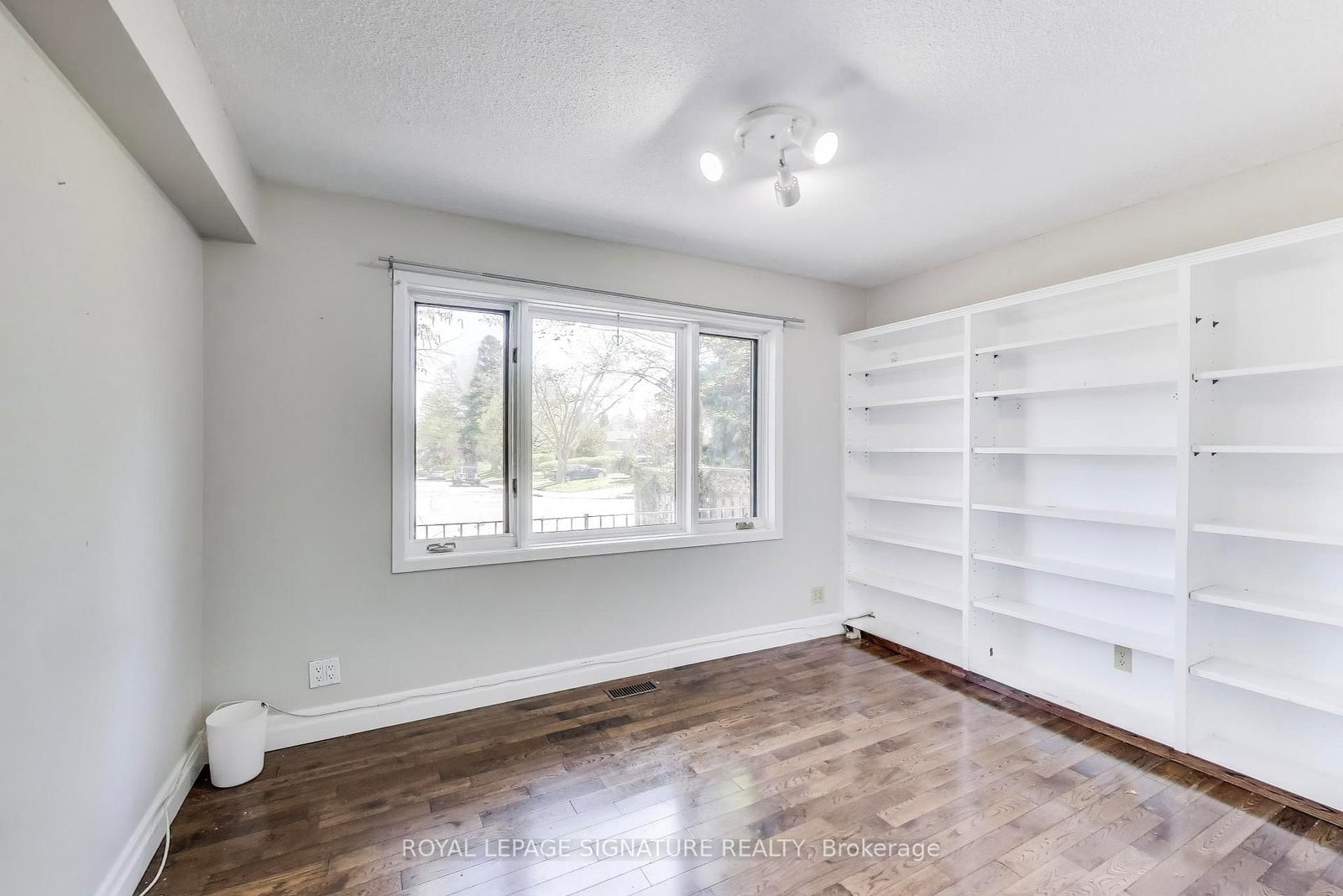 68 Harold Court • Hamilton, ON photo 10