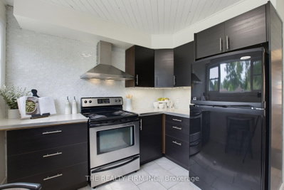 190 Vancouver Street • London East, ON photo 6