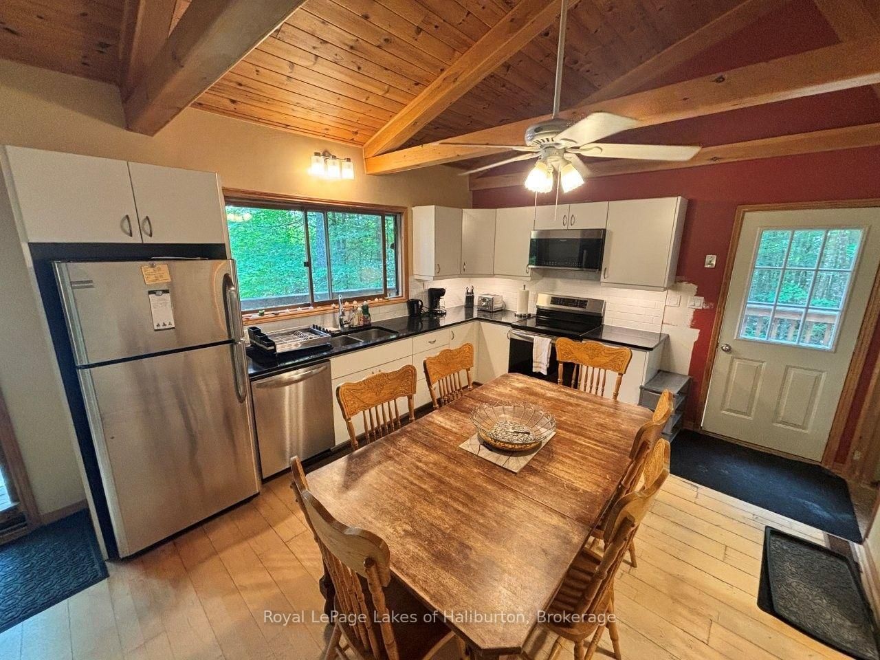 1214 Hubbard & Montgomery Lane • Highlands East, ON photo 11