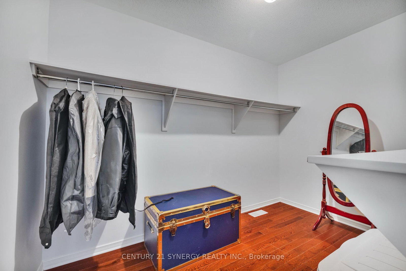 413 Muirland Avenue • Ottawa, ON photo 34