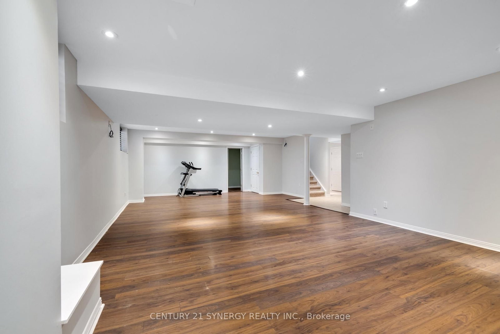 413 Muirland Avenue • Ottawa, ON photo 40