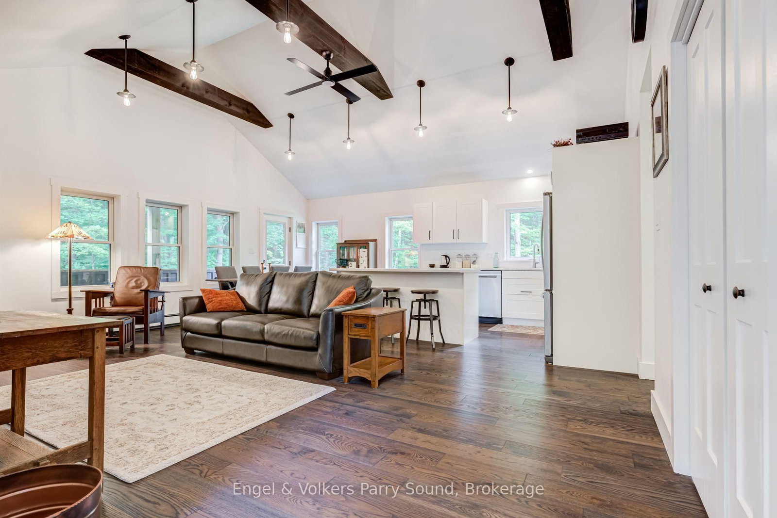 88 Sugar Lake Road • Seguin, ON photo 10