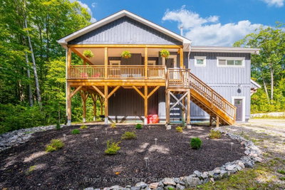 88 Sugar Lake Road • Seguin, ON photo 3