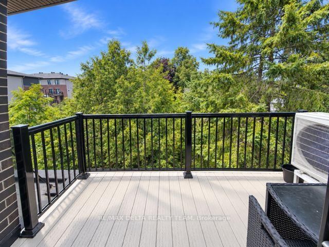 400 C Rolling Meadow Crescent • #13 • Ottawa, ON photo 11