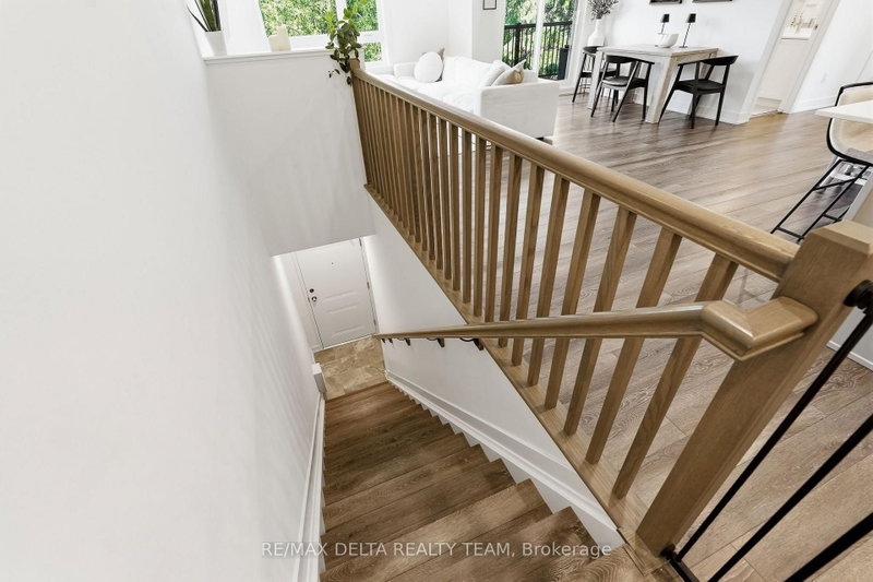 13 - 400 C Rolling Meadow Crescent