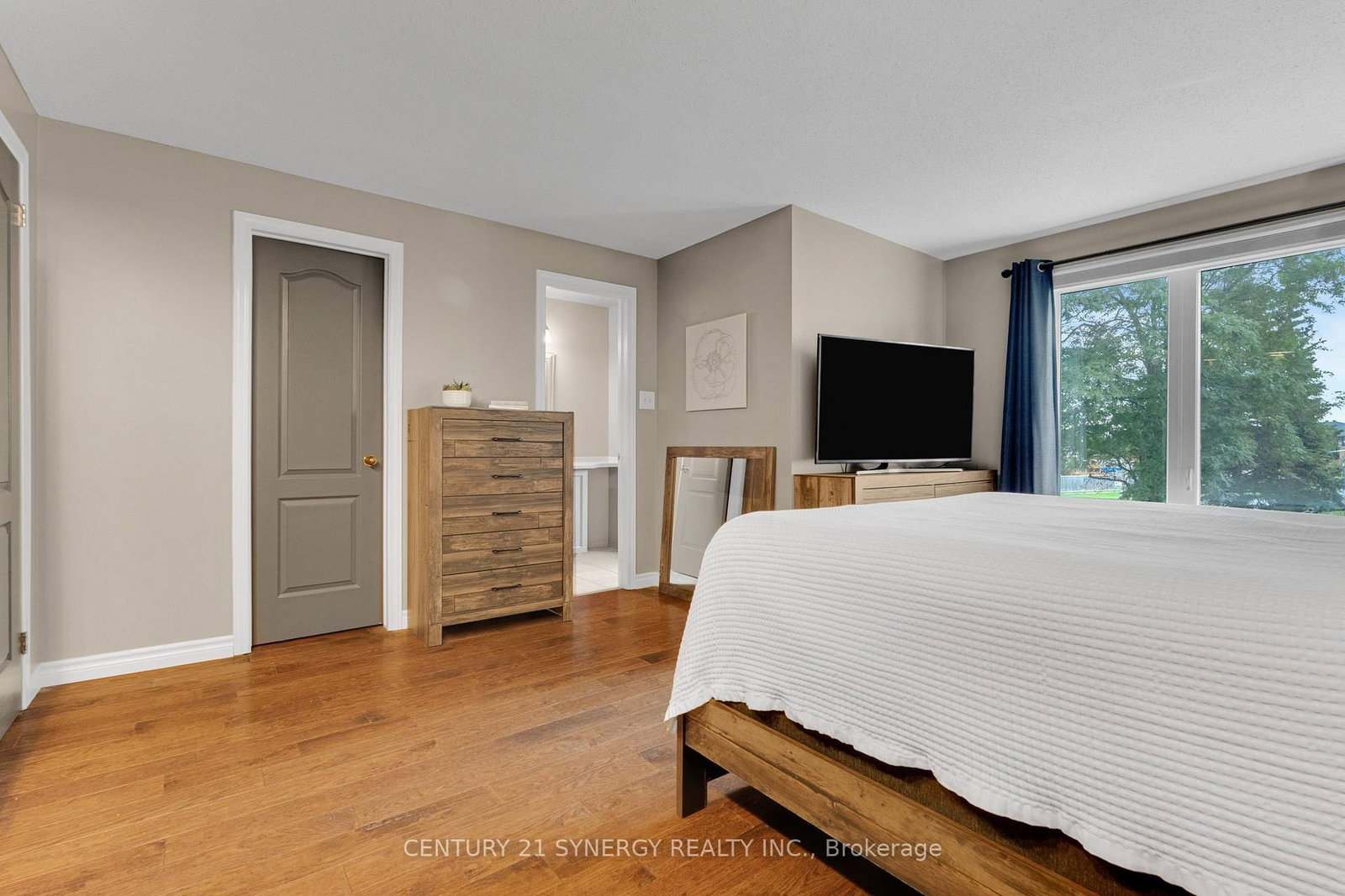 1932 Ashmont Street • Ottawa, ON photo 17