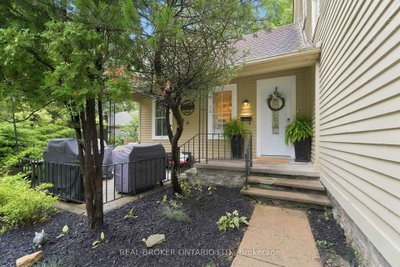 Detached House for sale at 53 Archange Street, Fort Erie, Ontario, L2A 3K6 - Central - MLS: X13747510