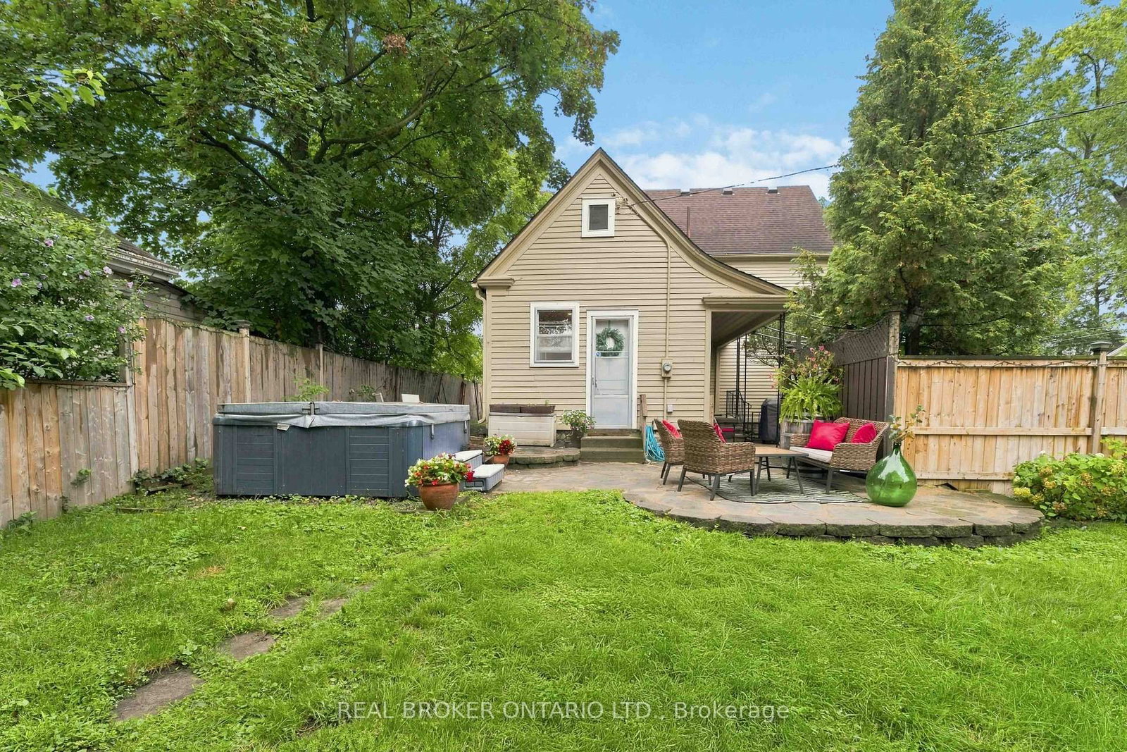 53 Archange Street • Fort Erie, ON photo 27