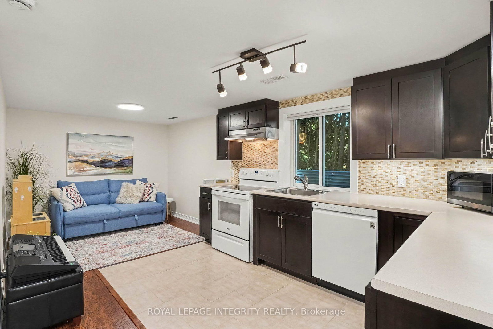7009 Notre Dame Street • Ottawa, ON photo 15