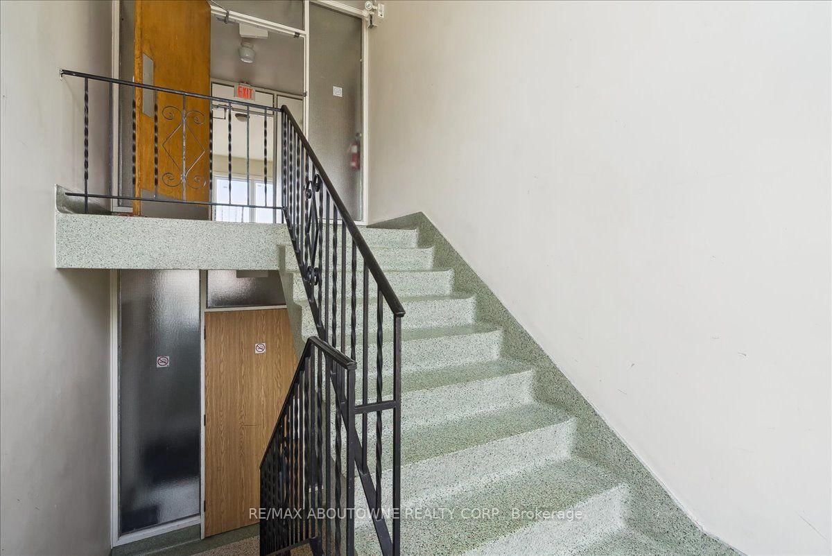6 - 291 East 38th Street, Hamilton 4