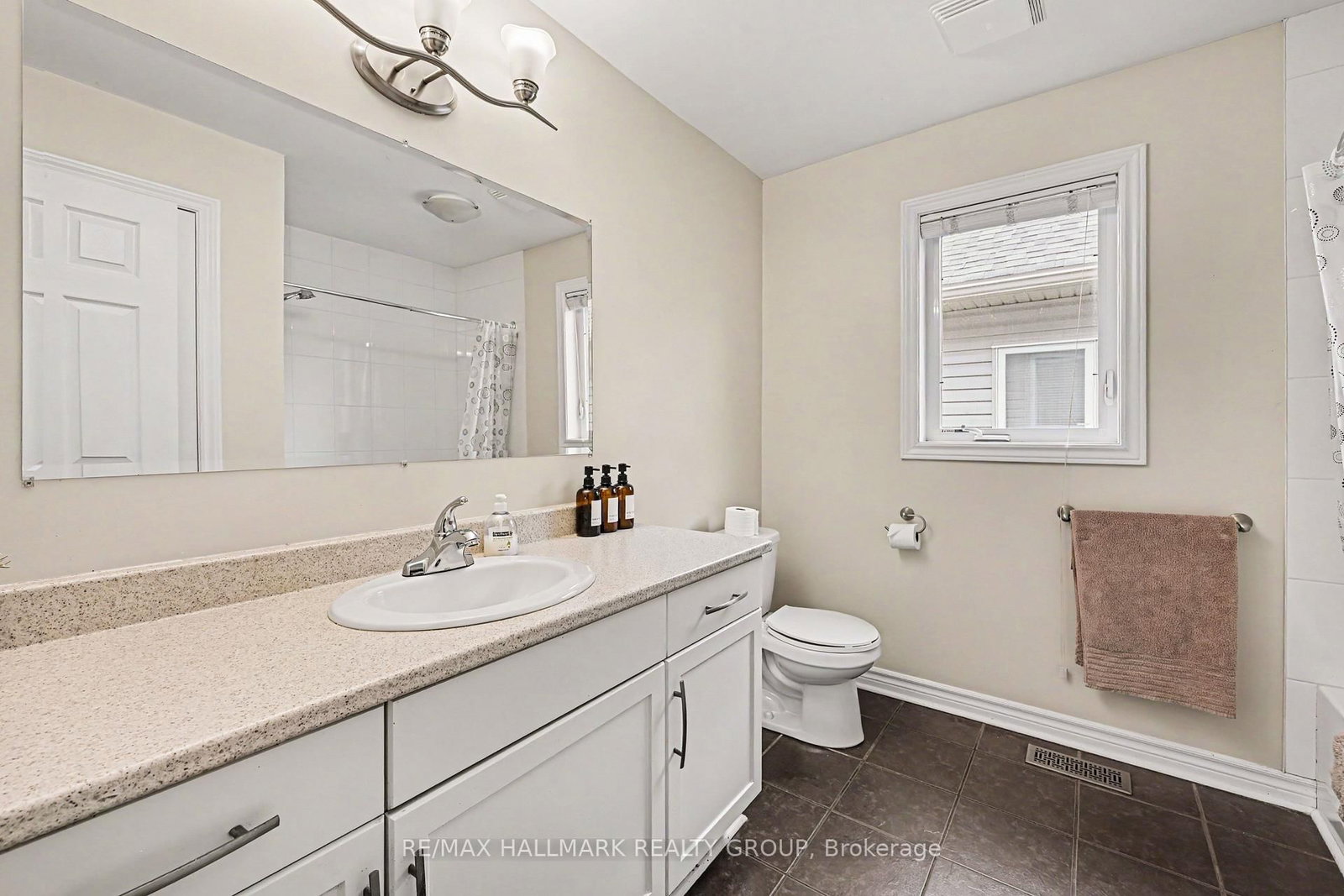 86 Fourth Avenue • Arnprior, ON photo 20