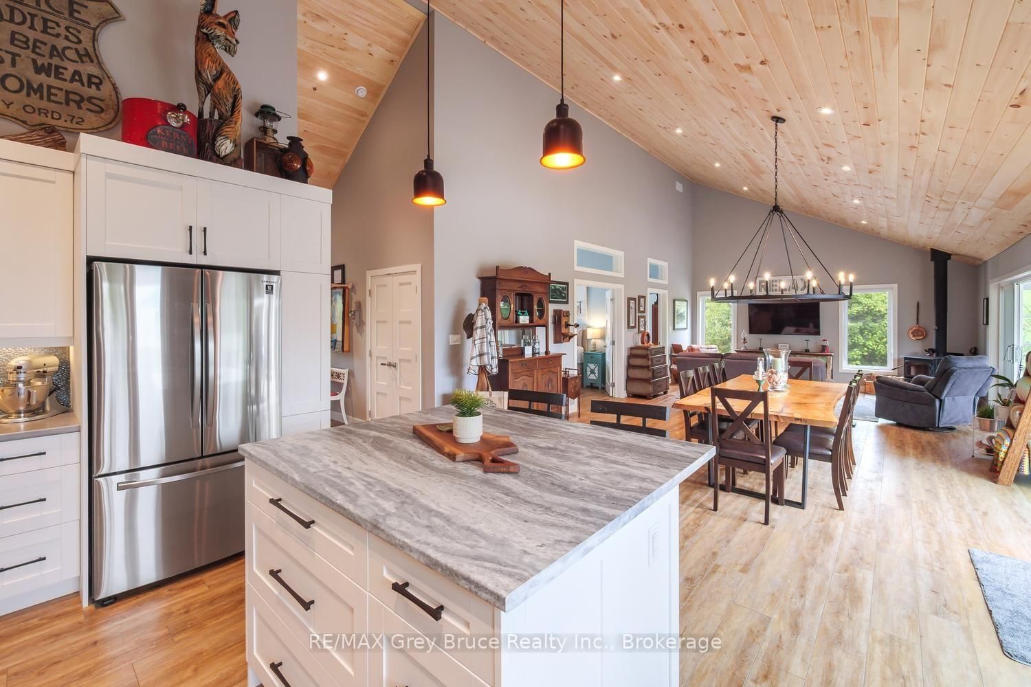 145 Devils Glen • Northern Bruce Peninsula, ON photo 13