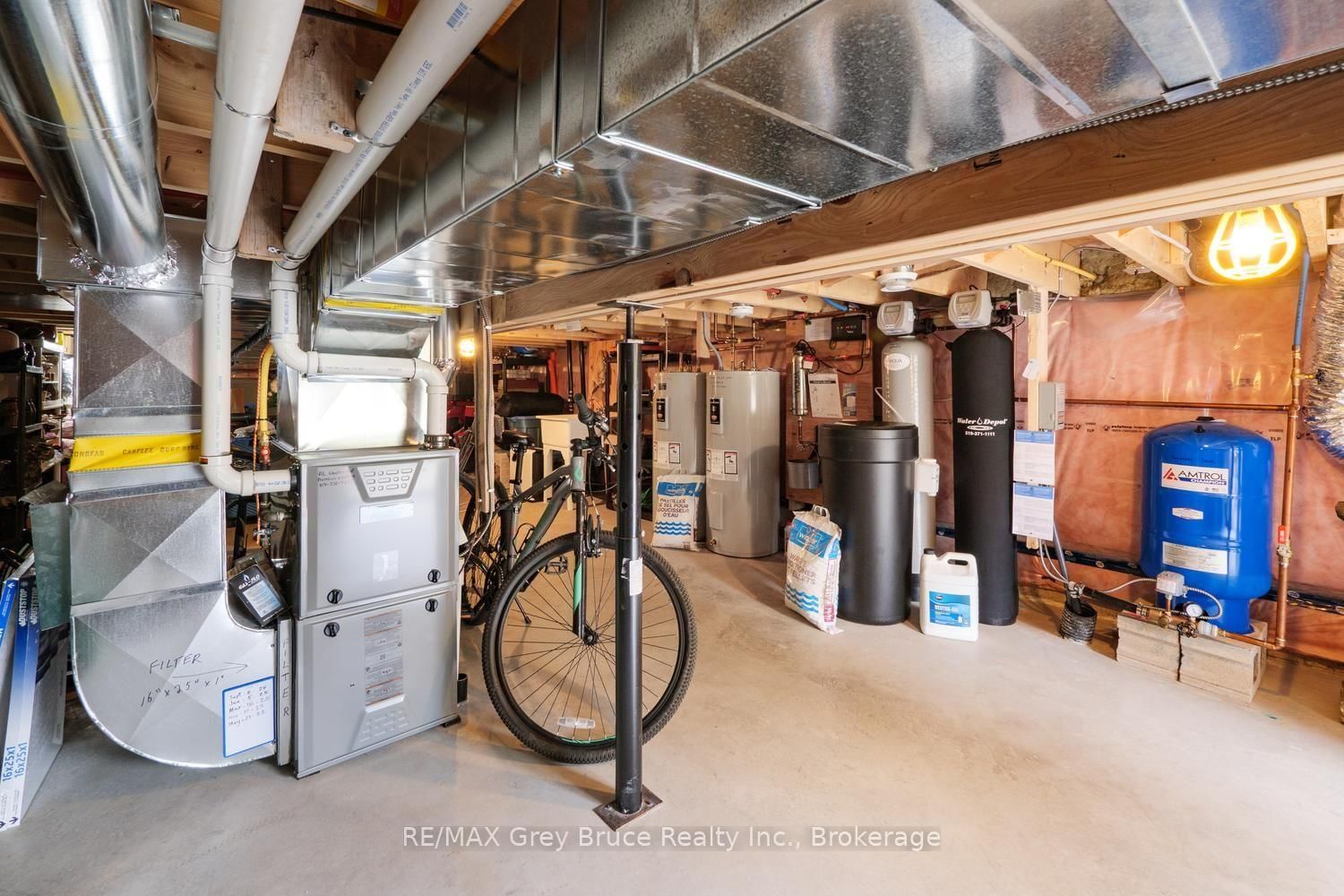 145 Devils Glen • Northern Bruce Peninsula, ON photo 27